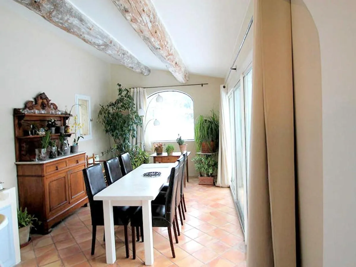 Maison De Charme En Campagne A Cucuron Avec Piscine Privee 0*,